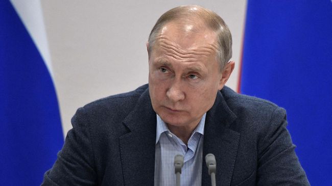 Президент РФ Владимир Путин проводит совещание о мерах по ликвидации последствий наводнения в Иркутской области
