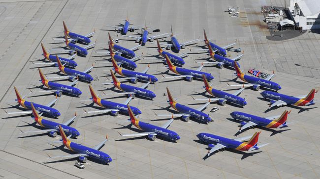 Самолеты Boeing 737 Max авиакомпании Southwest Airlines в Викторвилле, штат Калифорния, США Самолеты Boeing 737 Max авиакомпании Southwest Airlines в Викторвилле, штат Калифорния, США