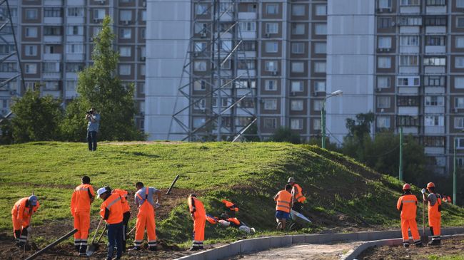 Мэр Москвы С. Собянин осмотрел парк 850-летия Москвы Мэр Москвы С. Собянин осмотрел парк 850-летия Москвы