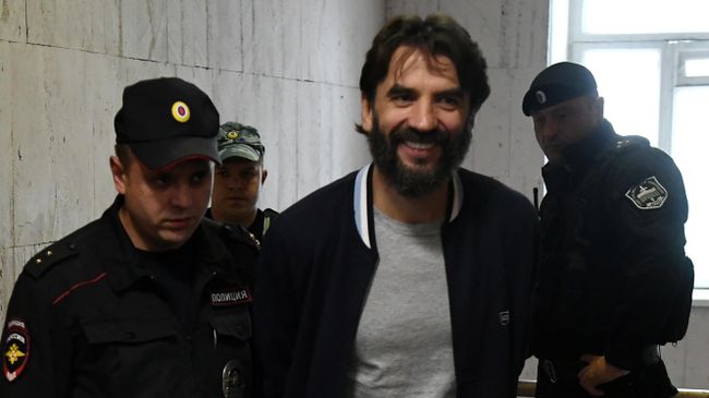 Бывший министр РФ по связям с Открытым правительством Михаил Абызов в Басманном суде Москвы. 22 июля 2019 Бывший министр РФ по связям с Открытым правительством Михаил Абызов в Басманном суде Москвы. 22 июля 2019