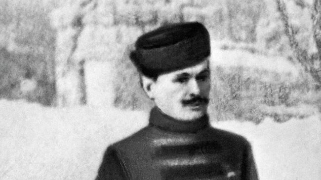 Первый из русских спортсменов, получивших золотую олимпийскую медаль на IV Олимпийских играх в Лондоне фигурист Николай Панин-Коломенкин. Первый из русских спортсменов, получивших золотую олимпийскую медаль на IV Олимпийских играх в Лондоне фигурист Николай Панин-Коломенкин.