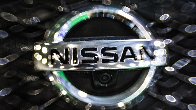 Эмблема Nissan Эмблема Nissan