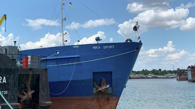 Задержанное СБУ российское судно в порту Измаила, Украина. 25 июля 2019 Задержанное СБУ российское судно в порту Измаила, Украина. 25 июля 2019