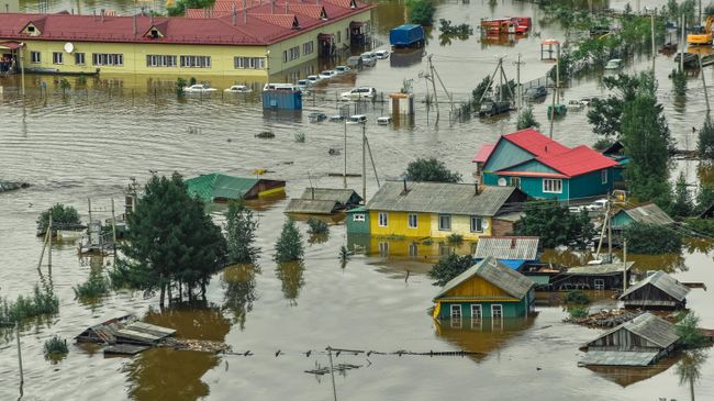 Затопленные дома в селе Норск в Селемджинском районе Амурской области