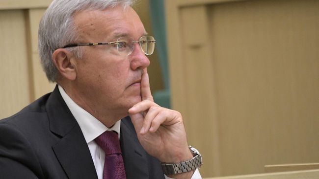 Губернатор Красноярского края Александр Усс Губернатор Красноярского края Александр Усс