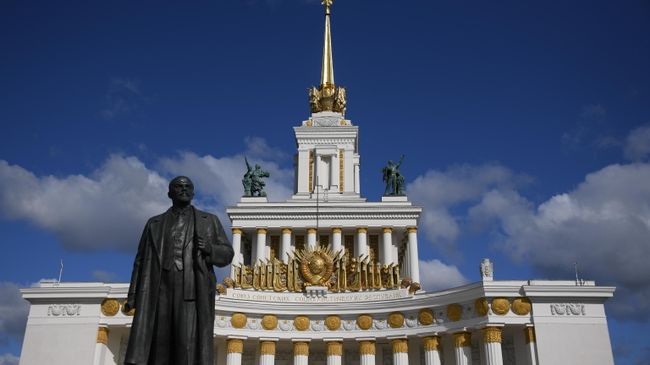 На ВДНХ На ВДНХ