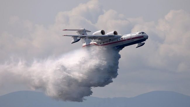 Самолет-амфибия Бе-200 Самолет-амфибия Бе-200