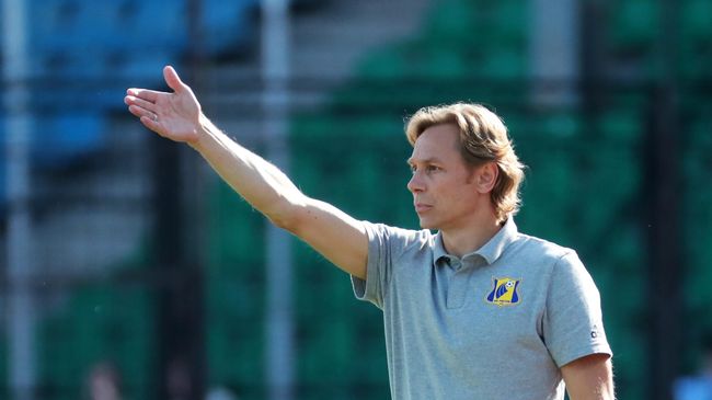 Валерий Карпин Валерий Карпин