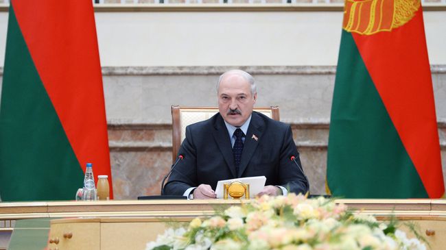 Президент Белоруссии Александр Лукашенко на заседании Мюнхенской конференции по безопасности в Минске. 31 октября 2018 Президент Белоруссии Александр Лукашенко на заседании Мюнхенской конференции по безопасности в Минске. 31 октября 2018