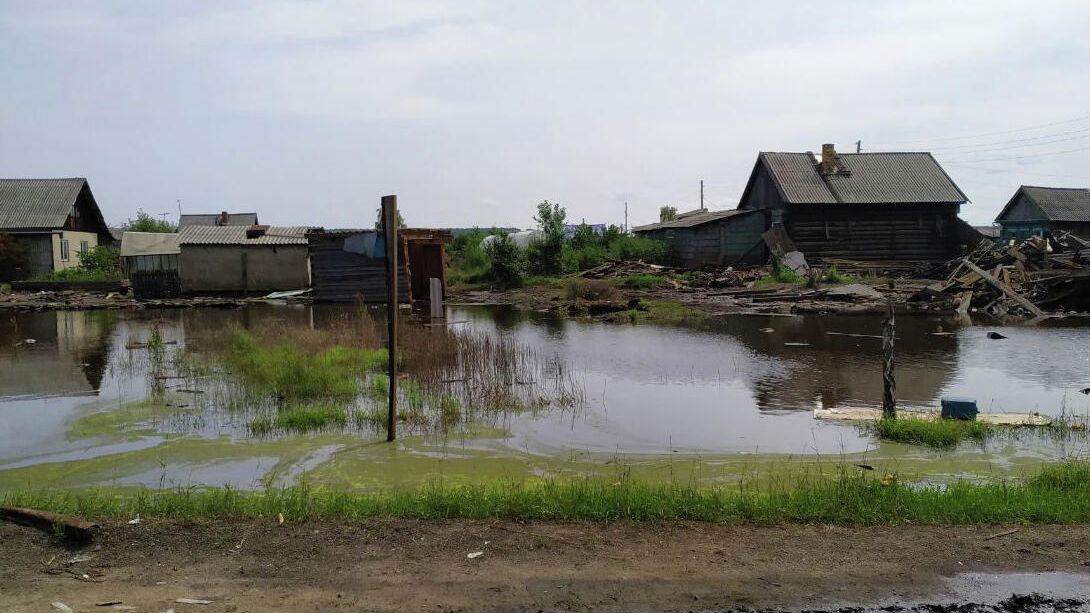 Затопленная улица в городе Тулун в Иркутской области Затопленная улица в городе Тулун в Иркутской области - РИА Новости, 1920, 16.10.2023