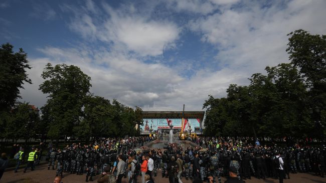 Несанкционированное акция в поддержку незарегистрированных кандидатов в Мосгордуму. 3 августа 2019 Несанкционированное акция в поддержку незарегистрированных кандидатов в Мосгордуму. 3 августа 2019