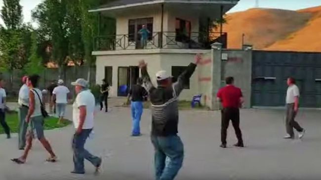 Ситуация в селе Кой-Таш в Киргизии Ситуация в селе Кой-Таш в Киргизии