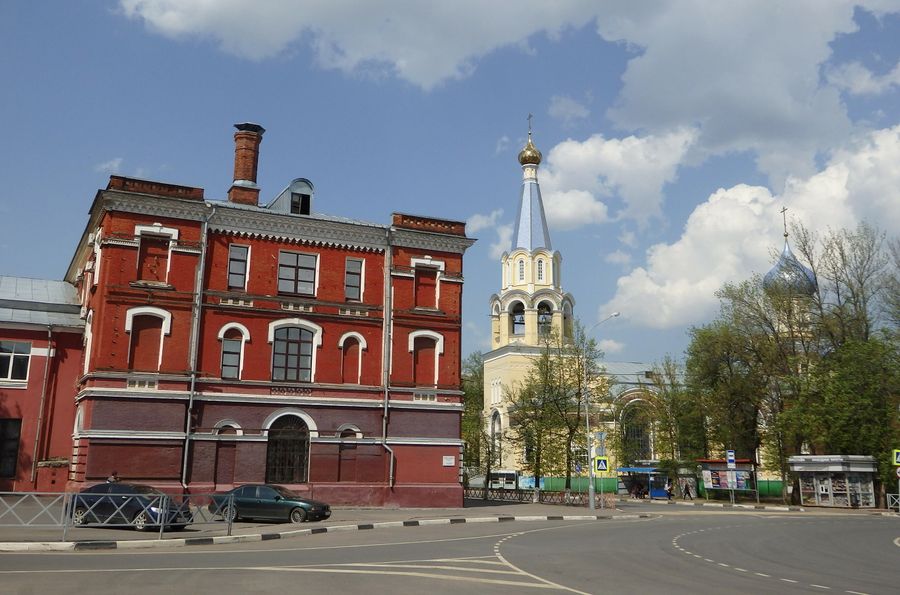 Комсомольская площадь