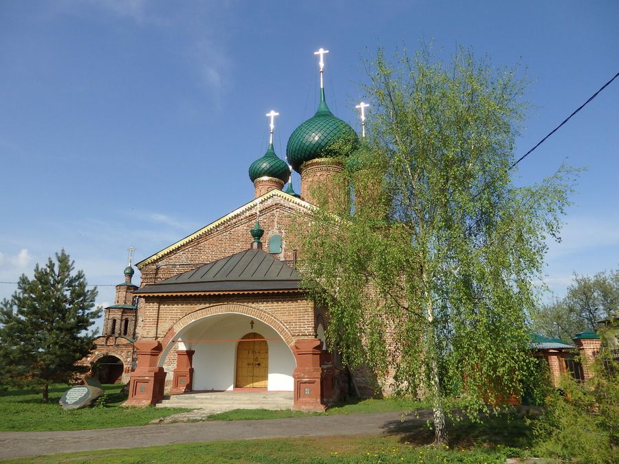 Владимирская церковь
