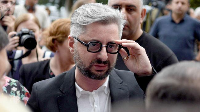 Ника Гварамия Ника Гварамия