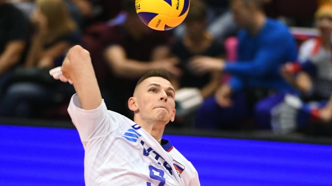 Игрок сборной России по волейболу Иван Яковлев