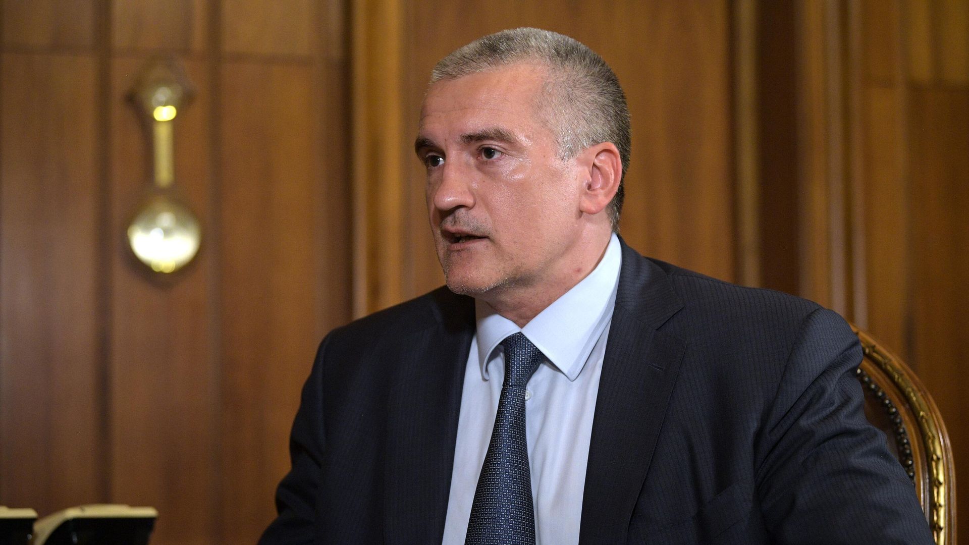 Глава Республики Крым Сергей Аксёнов во время встречи с президентом РФ Владимиром Путиным. 12 августа 2019 - РИА Новости, 1920, 01.03.2021