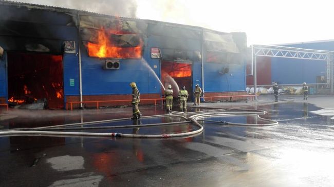 Пожар на складе в Красноярске. 12 августа 2019 Пожар на складе в Красноярске. 12 августа 2019