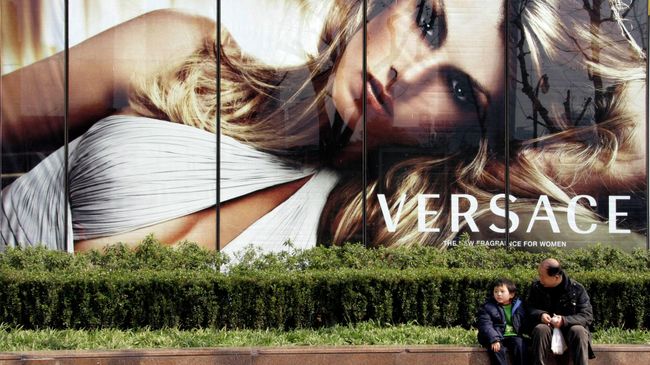 Реклама Versace 