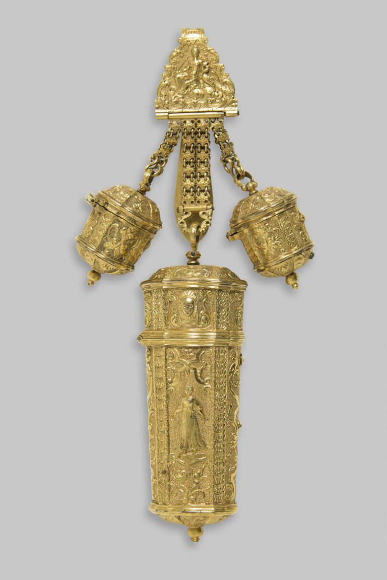Шатлен с несессером и двумя ароматниками
Европа, 1760-е гг.