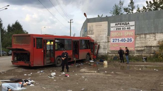 На месте ДТП в Перми. 17 августа 2019 На месте ДТП в Перми. 17 августа 2019