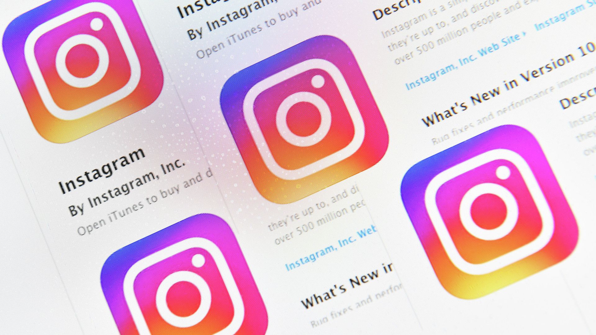 Иконки социальной сети Instagram на экране смартфона - РИА Новости, 1920, 29.09.2020