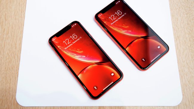 Смартфон Apple iPhone Xr Смартфон Apple iPhone Xr