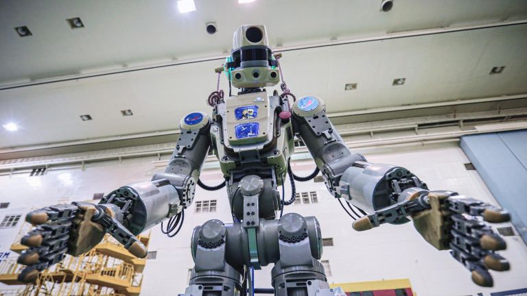 Робот Skybot F-850 на Байконуре Робот Skybot F-850 на Байконуре
