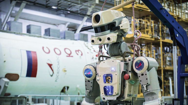 Робот Skybot F-850 на Байконуре Робот Skybot F-850 на Байконуре