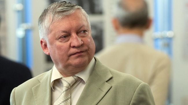 Президент РФ В. Путин посетил образовательный центр Сириус в Сочи
