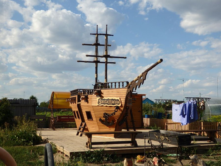 Яровое. Двор частного дома Яровое. Двор частного дома
