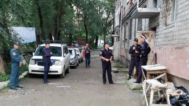Место взрыва в жилом доме в Находке Место взрыва в жилом доме в Находке