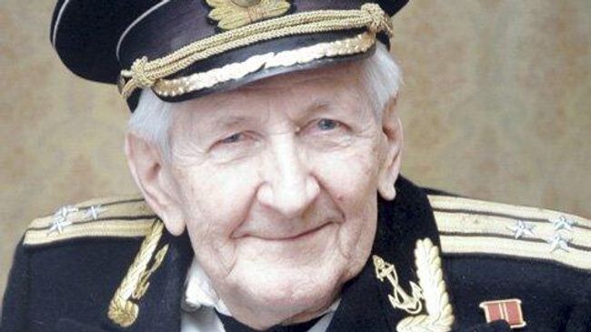 Старейший ветеран-подводник из Тамбова Юлий Ксюнин Старейший ветеран-подводник из Тамбова Юлий Ксюнин