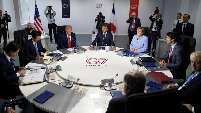 Рабочая встреча на полях саммита G7 в Биаррице, Франция Рабочая встреча на полях саммита G7 в Биаррице, Франция