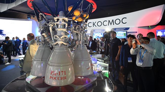 Российский жидкостный ракетный двигатель закрытого цикла РД-171 Российский жидкостный ракетный двигатель закрытого цикла РД-171