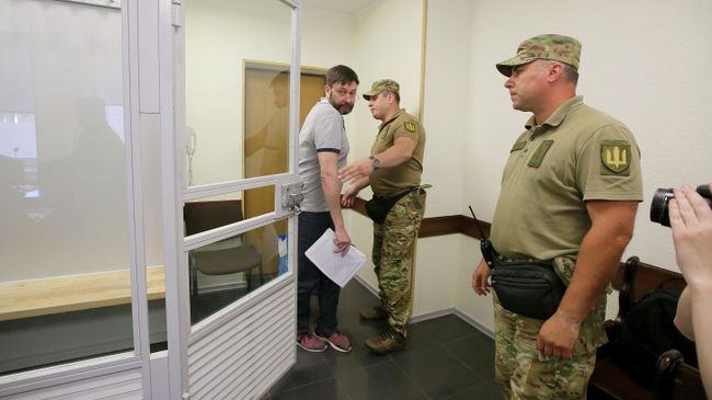 Руководитель портала РИА Новости Украина Кирилл Вышинский на заседании Подольского районного суда Киева. 28 августа 2019 Руководитель портала РИА Новости Украина Кирилл Вышинский на заседании Подольского районного суда Киева. 28 августа 2019