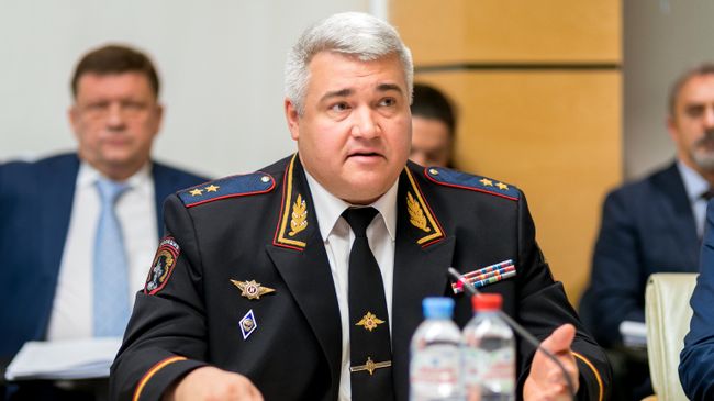Начальник ГУОБДД МВД России Михаил Черников Начальник ГУОБДД МВД России Михаил Черников