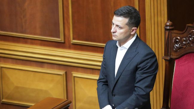 Президент Украины Владимир Зеленский на открытии заседания девятого созыва Верховной рады Украины в Киеве