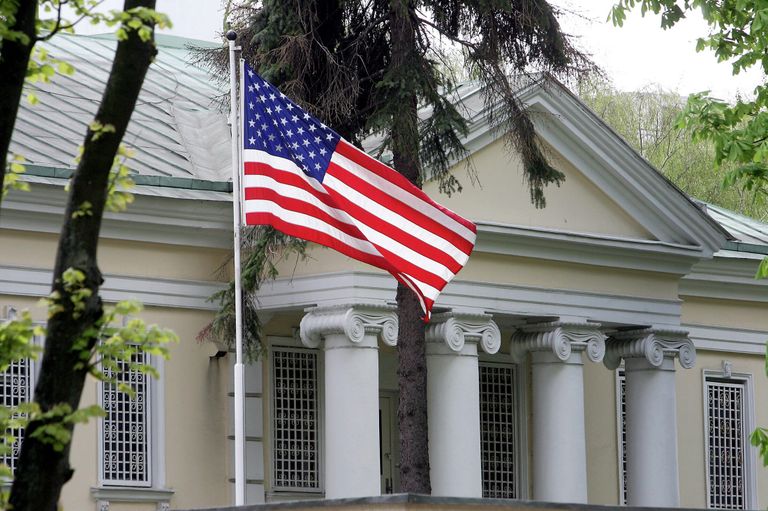 Здание посольства США в Минске Здание посольства США в Минске