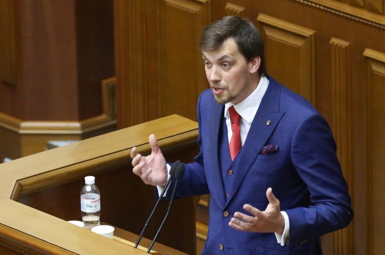 Кандидат на пост премьер-министра Украины Алексей Гончарук на первом заседании девятого созыва Верховной рады Украины в Киеве