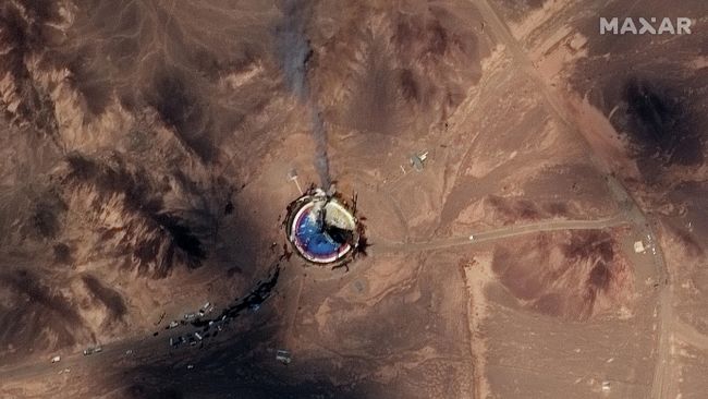 Спутниковый снимок на основании которого официальные лица США заявляют о неудачном запуске ракеты на севере Ирана. 29 августа 2019 Спутниковый снимок на основании которого официальные лица США заявляют о неудачном запуске ракеты на севере Ирана. 29 августа 2019