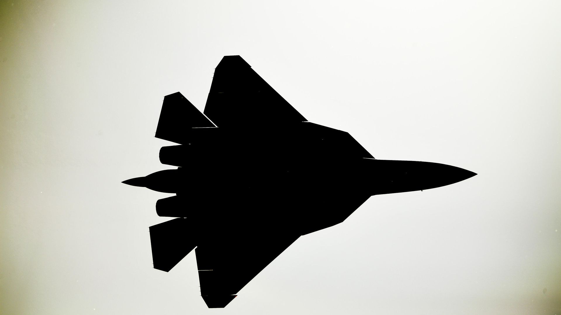 Российский многофункциональный истребитель пятого поколения Су-57 Российский многофункциональный истребитель пятого поколения Су-57 - РИА Новости, 1920, 17.03.2021