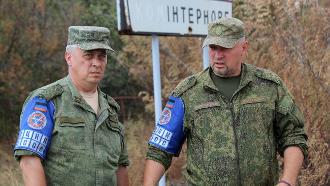 Представители СЦКК в селе Коминтерново. 1 сентября 2019 Представители СЦКК в селе Коминтерново. 1 сентября 2019