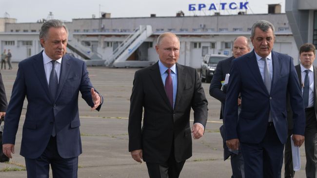 Президент РФ Владимир Путин в аэропорту Братска. 2 сентября 2019