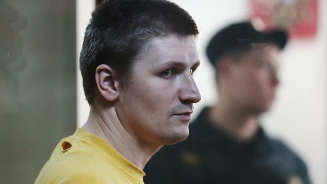 Блогер Владислав Синица во время оглашения приговора Блогер Владислав Синица во время оглашения приговора