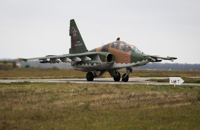 Штурмовик Су-25УБ