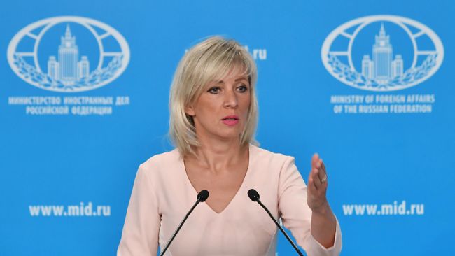Официальный представитель Министерства иностранных дел России Мария Захарова во время брифинга в Москве Официальный представитель Министерства иностранных дел России Мария Захарова во время брифинга в Москве