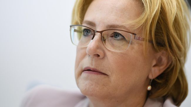 Министр здравоохранения РФ Вероника Скворцова во время интервью на стенде Международного информационного агентства (МИА) Россия сегодня на V Восточном экономическом форуме. 5 сентября 2019 Министр здравоохранения РФ Вероника Скворцова во время интервью на стенде Международного информационного агентства (МИА) Россия сегодня на V Восточном экономическом форуме. 5 сентября 2019
