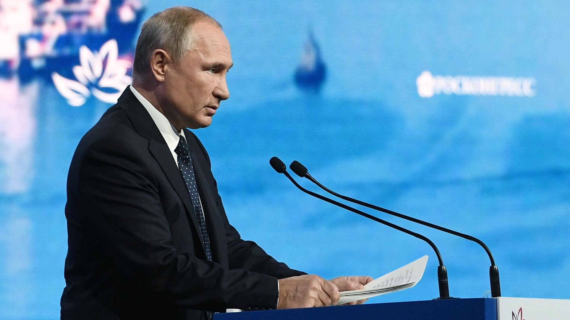 Президент РФ Владимир Путин выступает на Восточном экономическом форуме Президент РФ Владимир Путин выступает на Восточном экономическом форуме - РИА Новости, 1920, 02.09.2026