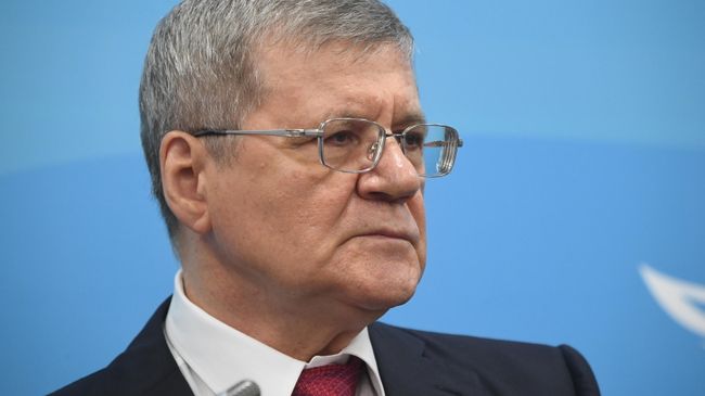 Генеральный прокурор РФ Юрий Чайка на сессии в рамках V Восточного экономического форума во Владивостоке